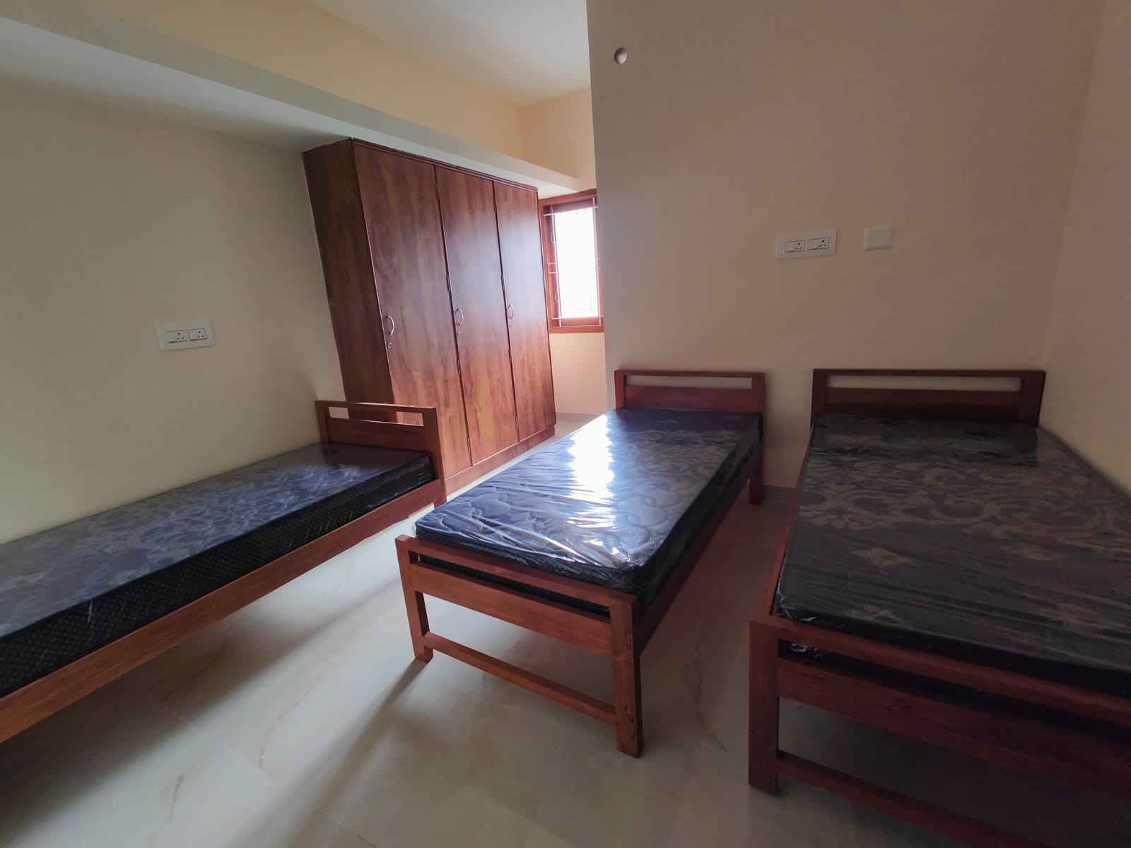 WhatsApp Image 2025-09-10 at 21.48.31